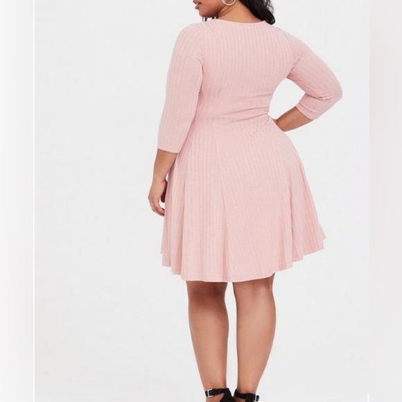 Torrid Light Pink Hacci Skater Dress Size 2 - Picture 3 of 7